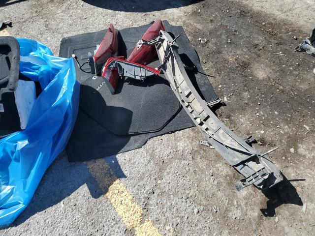 2018 HYUNDAI ELANTRA SE KMHD74LF9JU581265