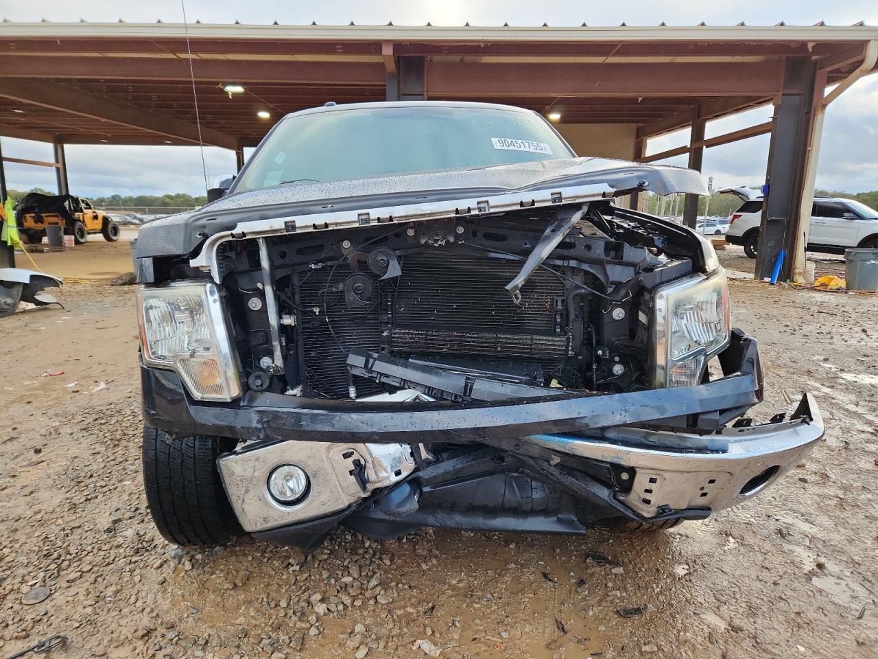 FORD F-150 SUPER CAB