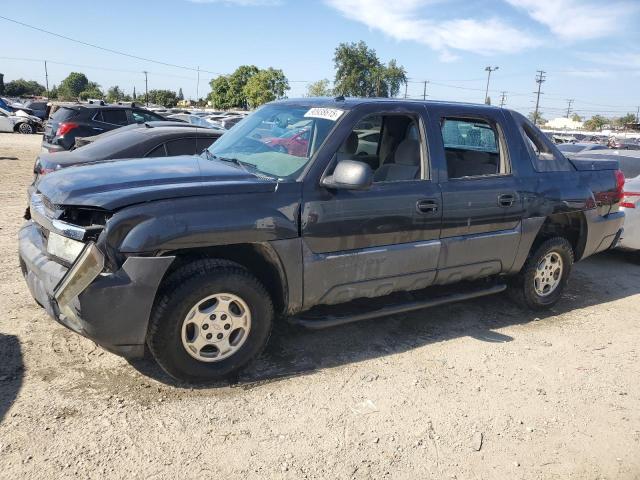 Global Auto Auctions: 2005 CHEVROLET AVALANCHE