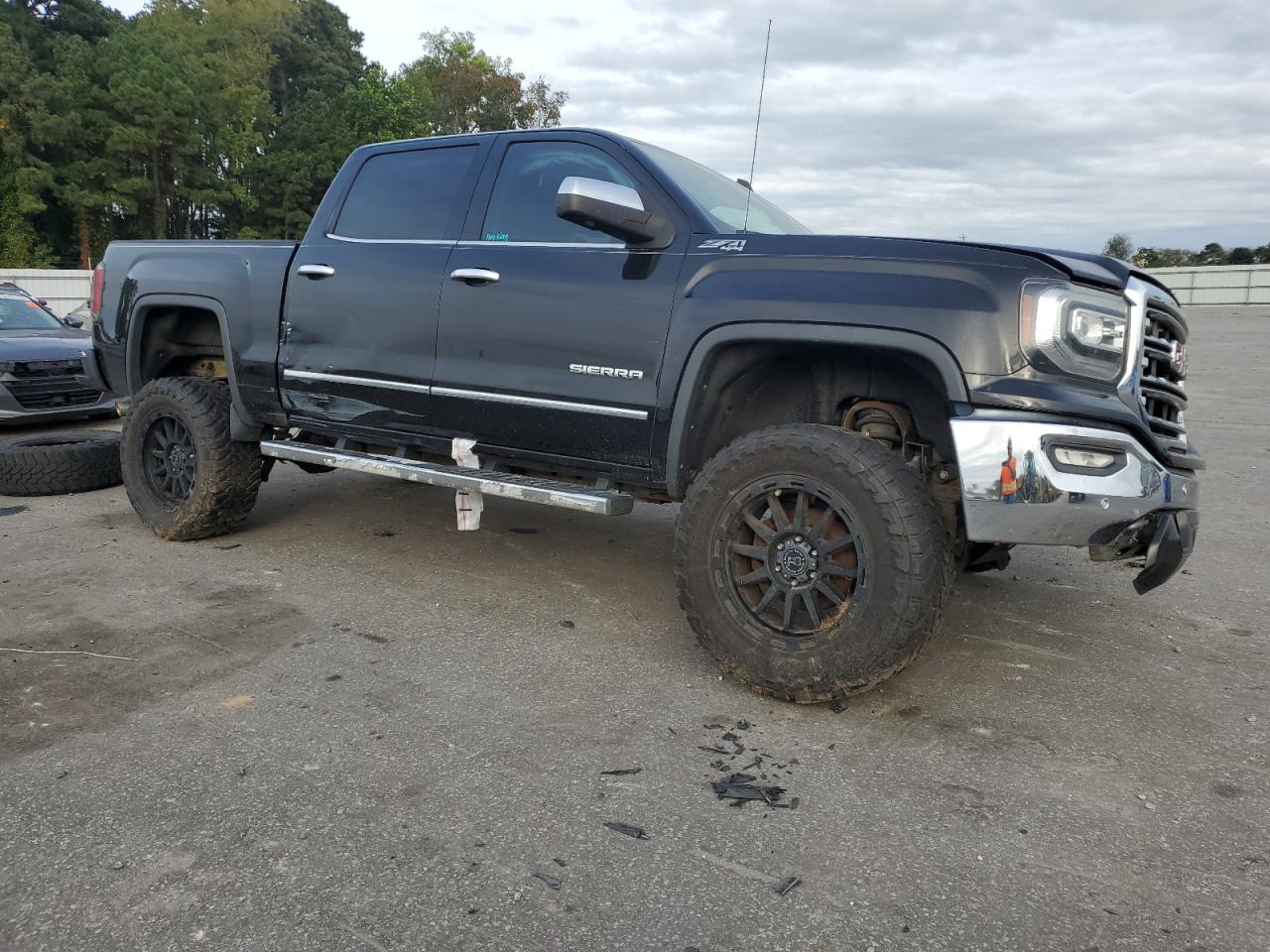 Lot #3301766386 2017 GMC SIERRA K15