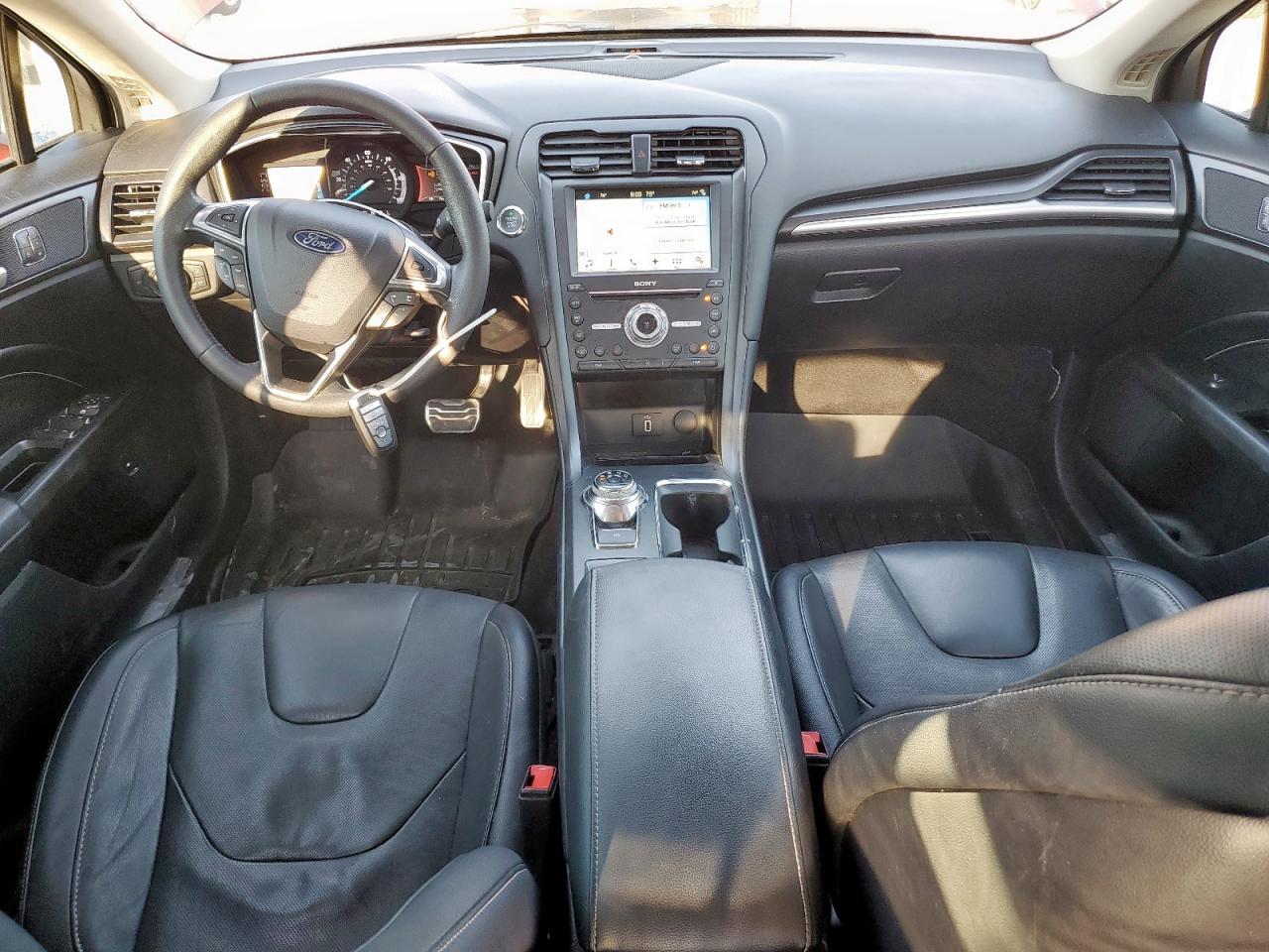 FORD FUSION TITANIUM/PLATINUM PHEV