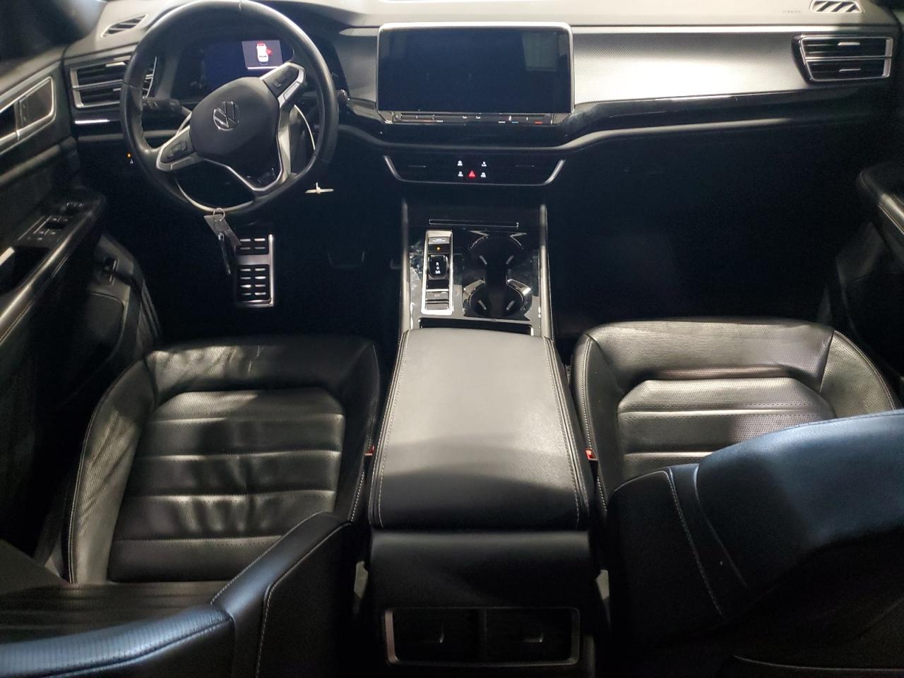 VOLKSWAGEN ATLAS CROSS SPORT SEL R-LINE