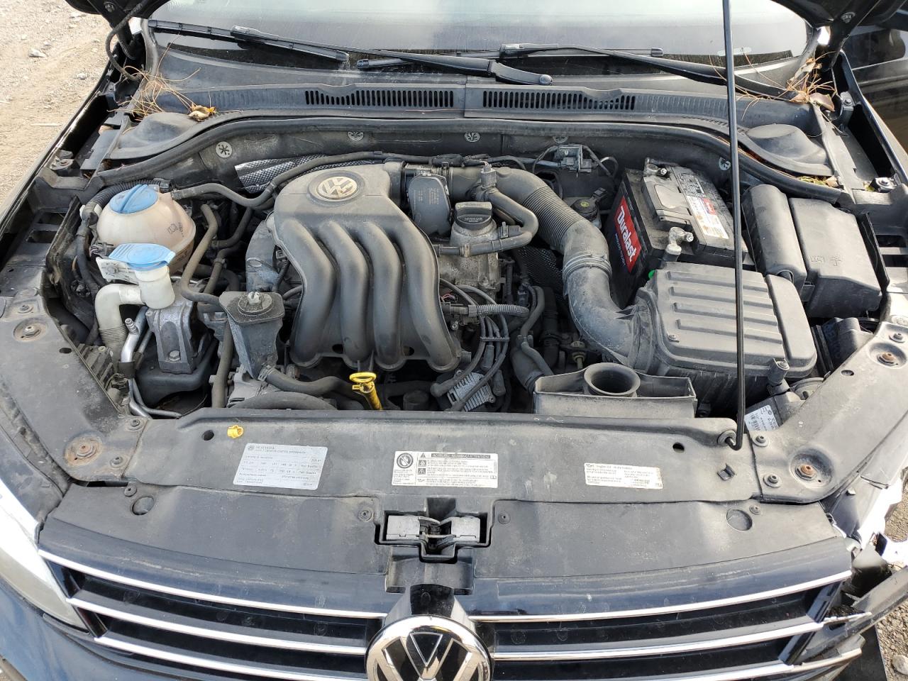 VOLKSWAGEN JETTA BASE