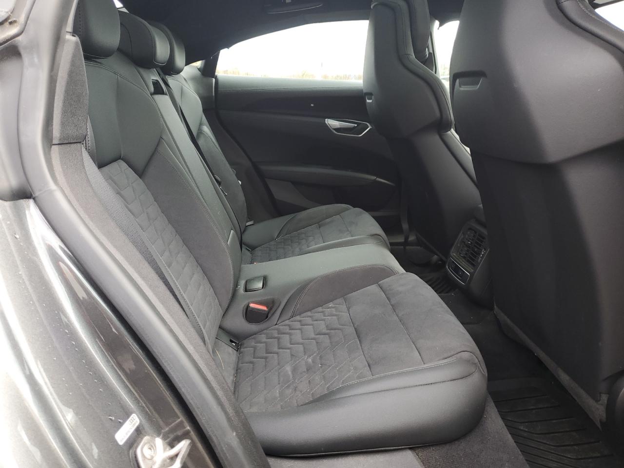 AUDI E-TRON PREMIUM PLUS