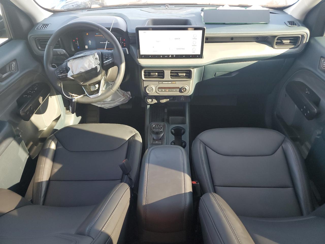 FORD MAVERICK LARIAT