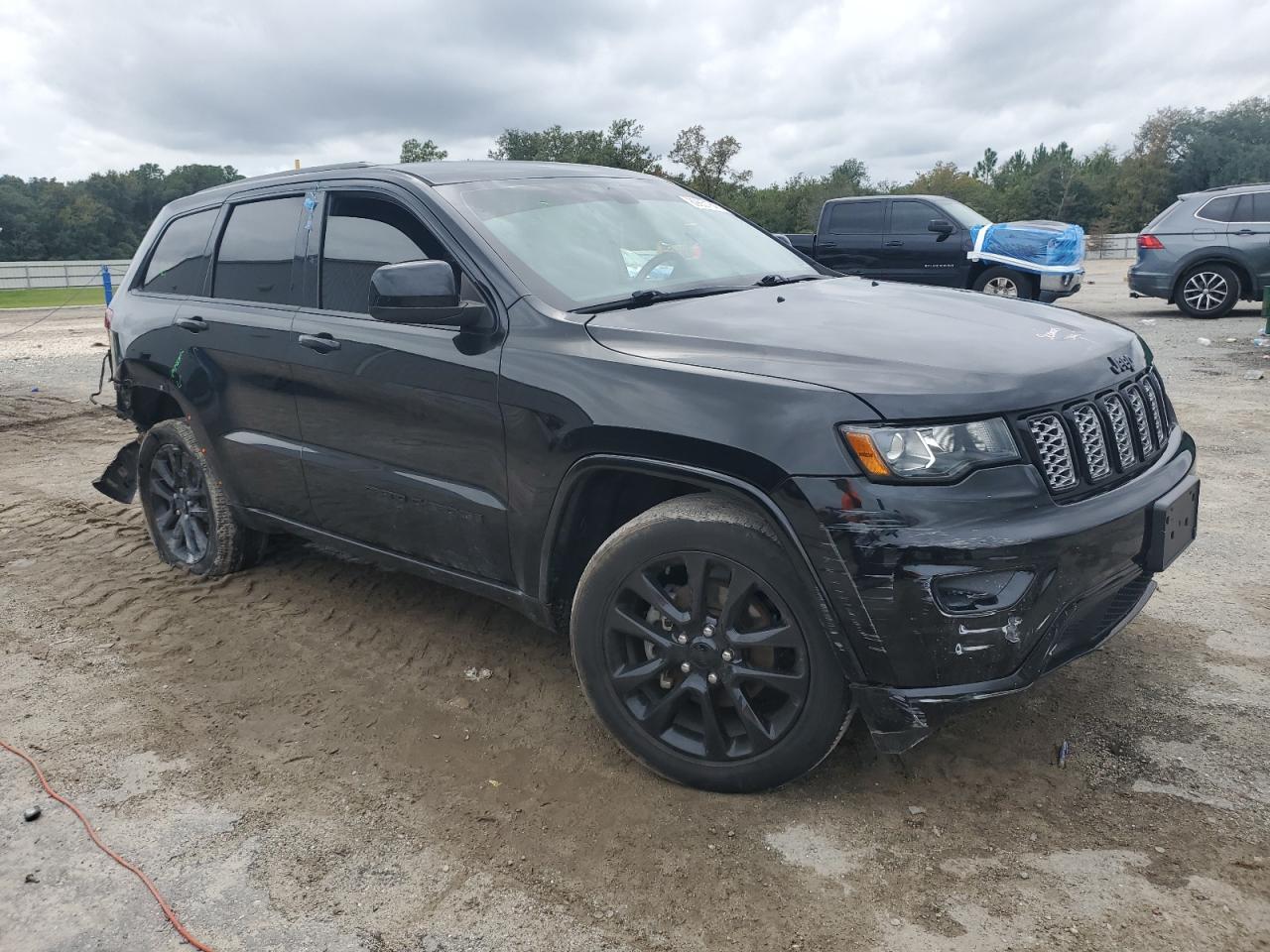 JEEP GRAND CHEROKEE LAREDO