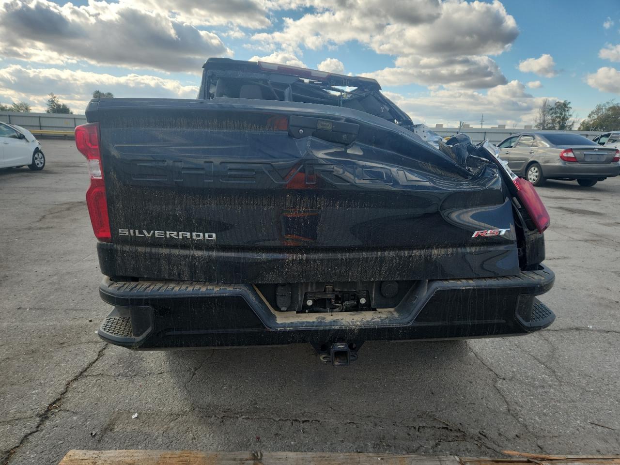 CHEVROLET SILVERADO C1500 RST