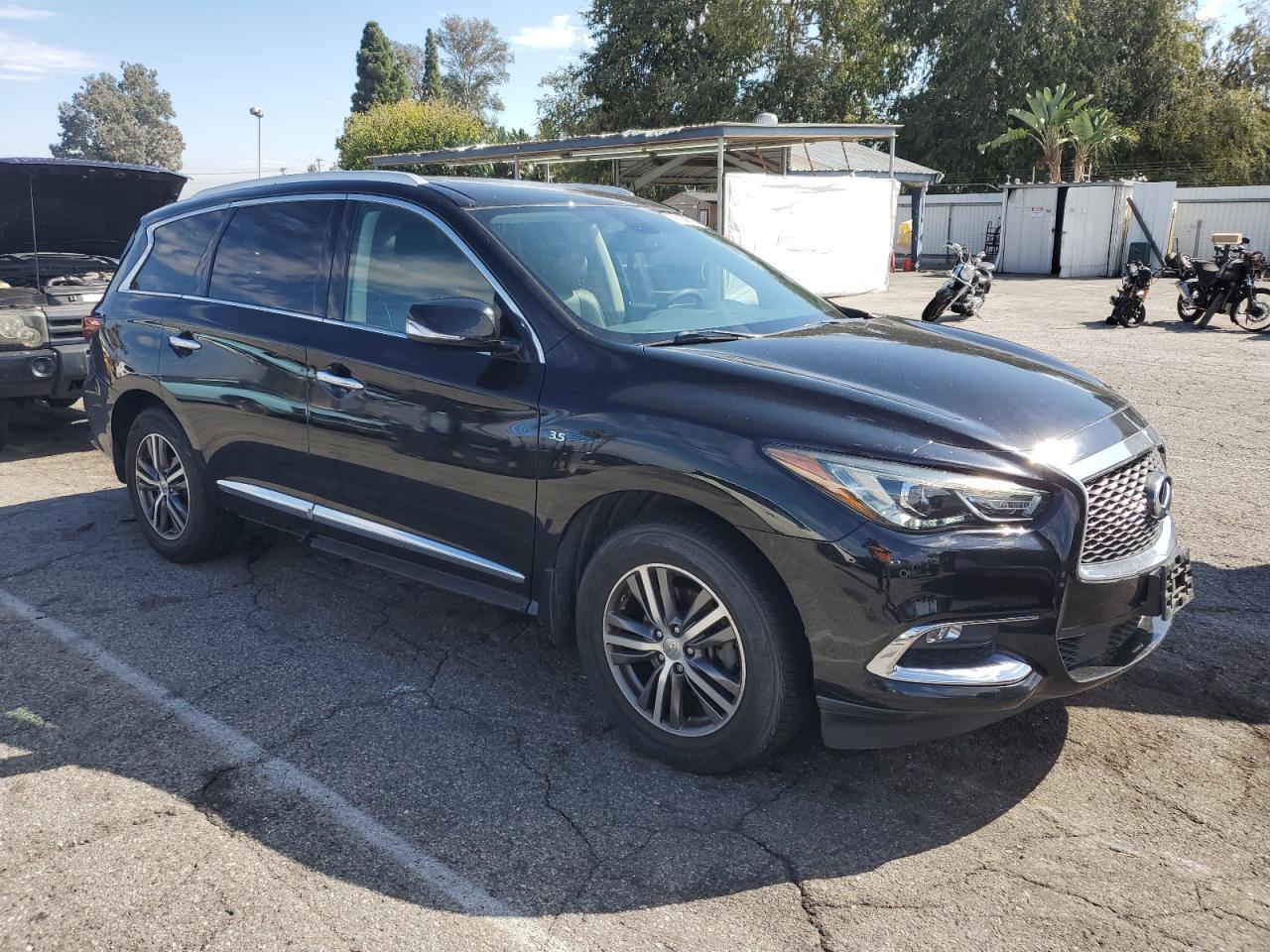 INFINITI QX60