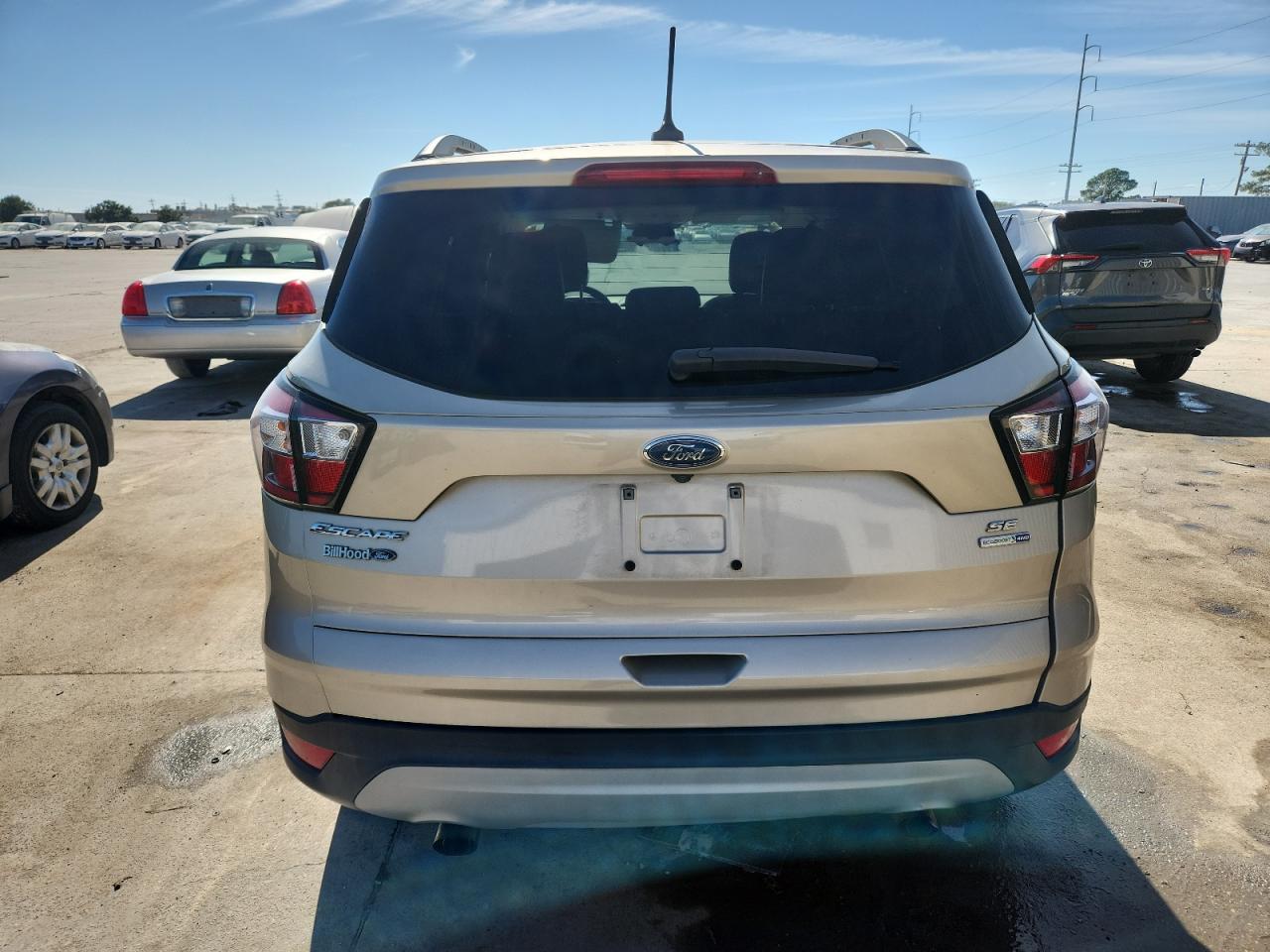 FORD ESCAPE SE