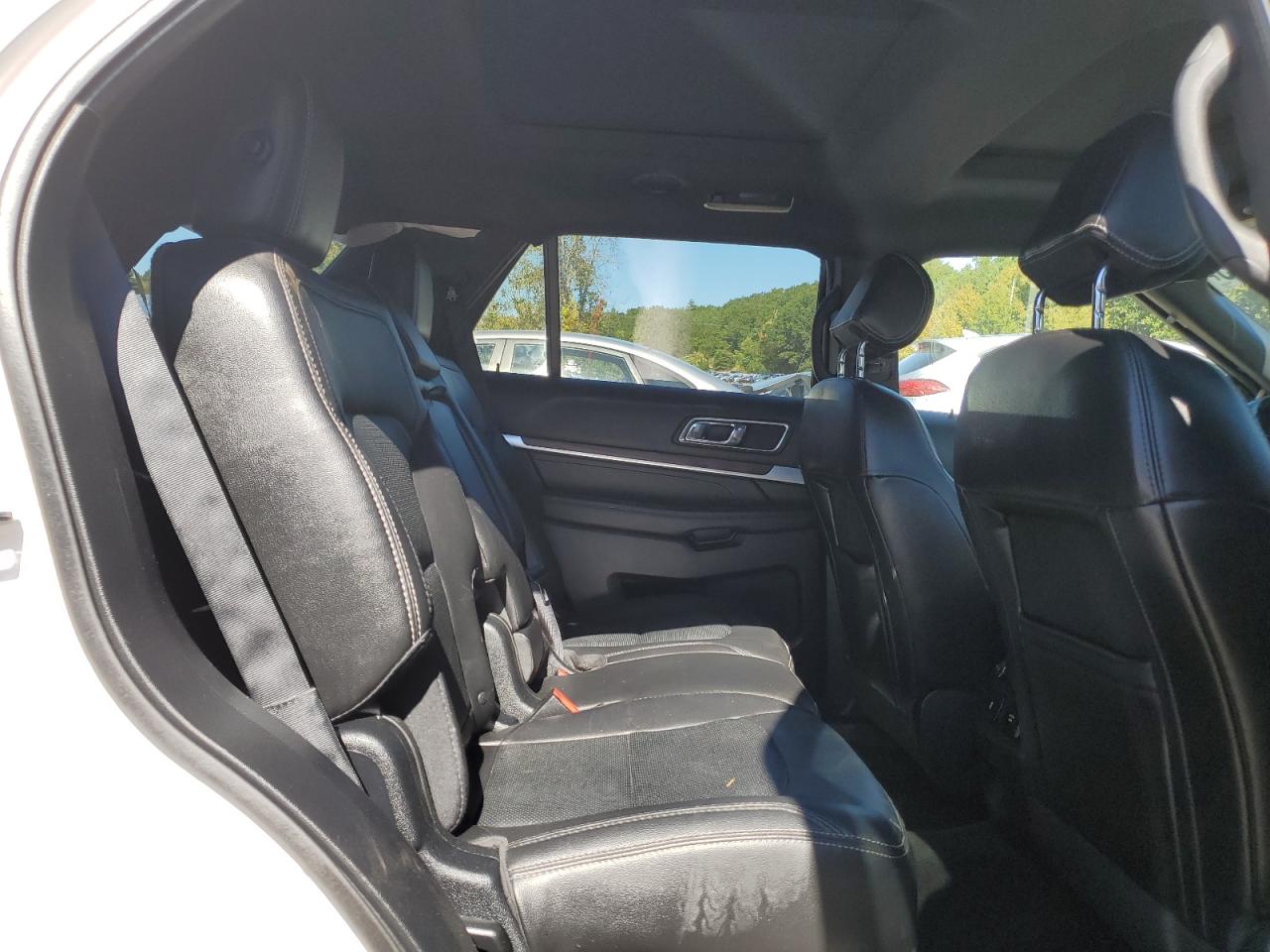 FORD EXPLORER LIMITED