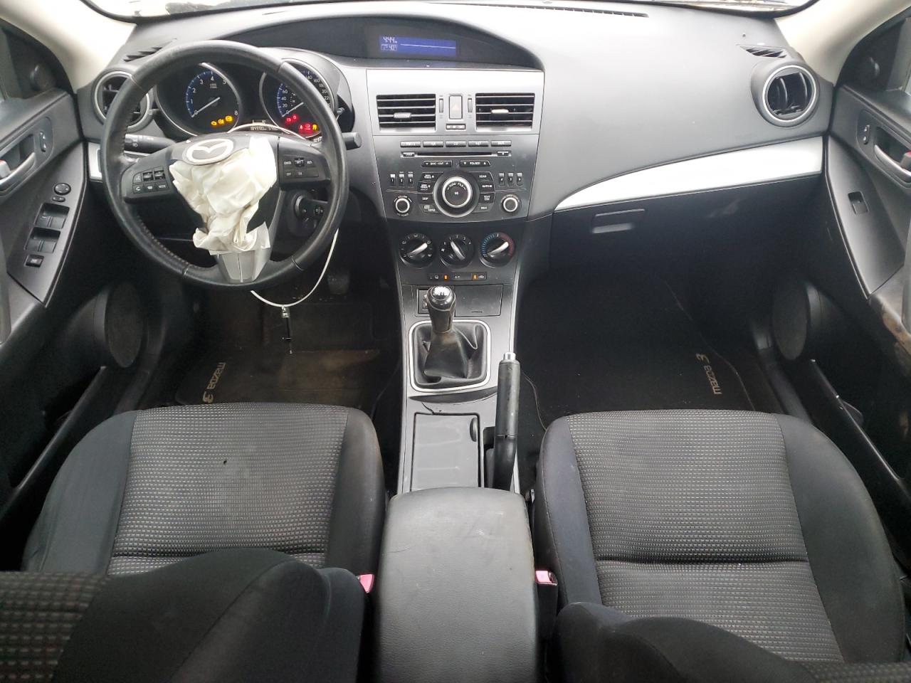 MAZDA 3 I