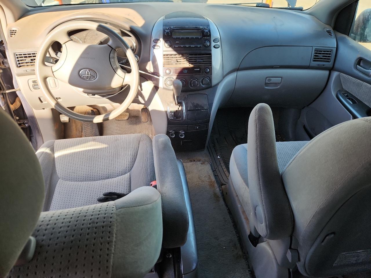 Lot #3286699289 2006 TOYOTA SIENNA CE