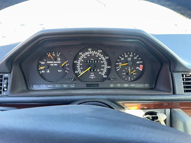 1995 MERCEDES-BENZ E 320 #3275461775