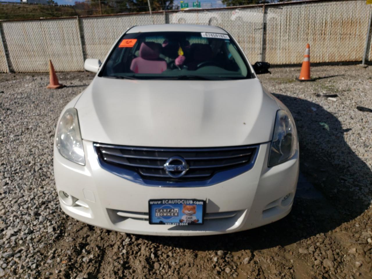 NISSAN ALTIMA BASE