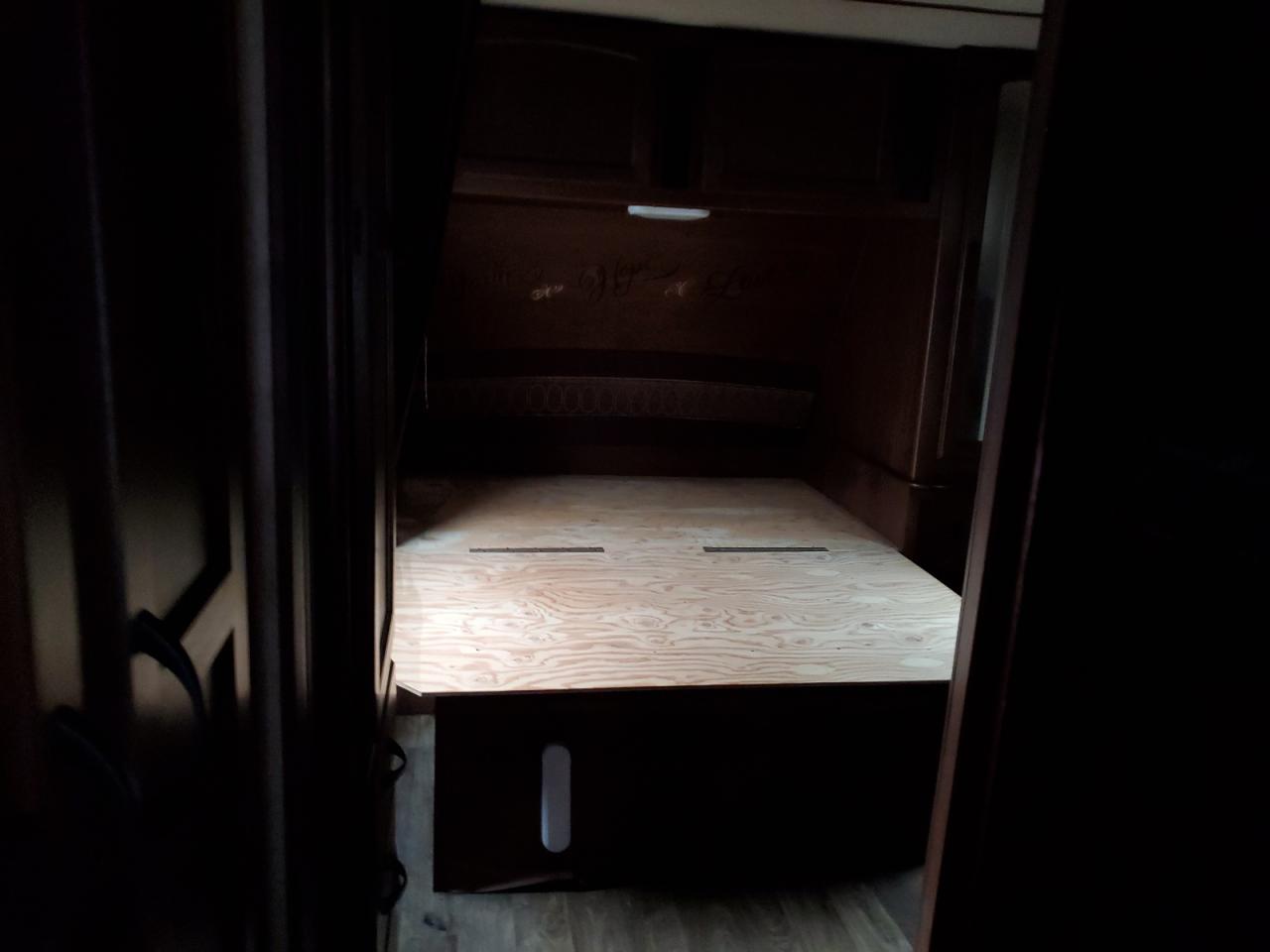 Lot #3283933869 2015 JAYCO WHITE HAWK