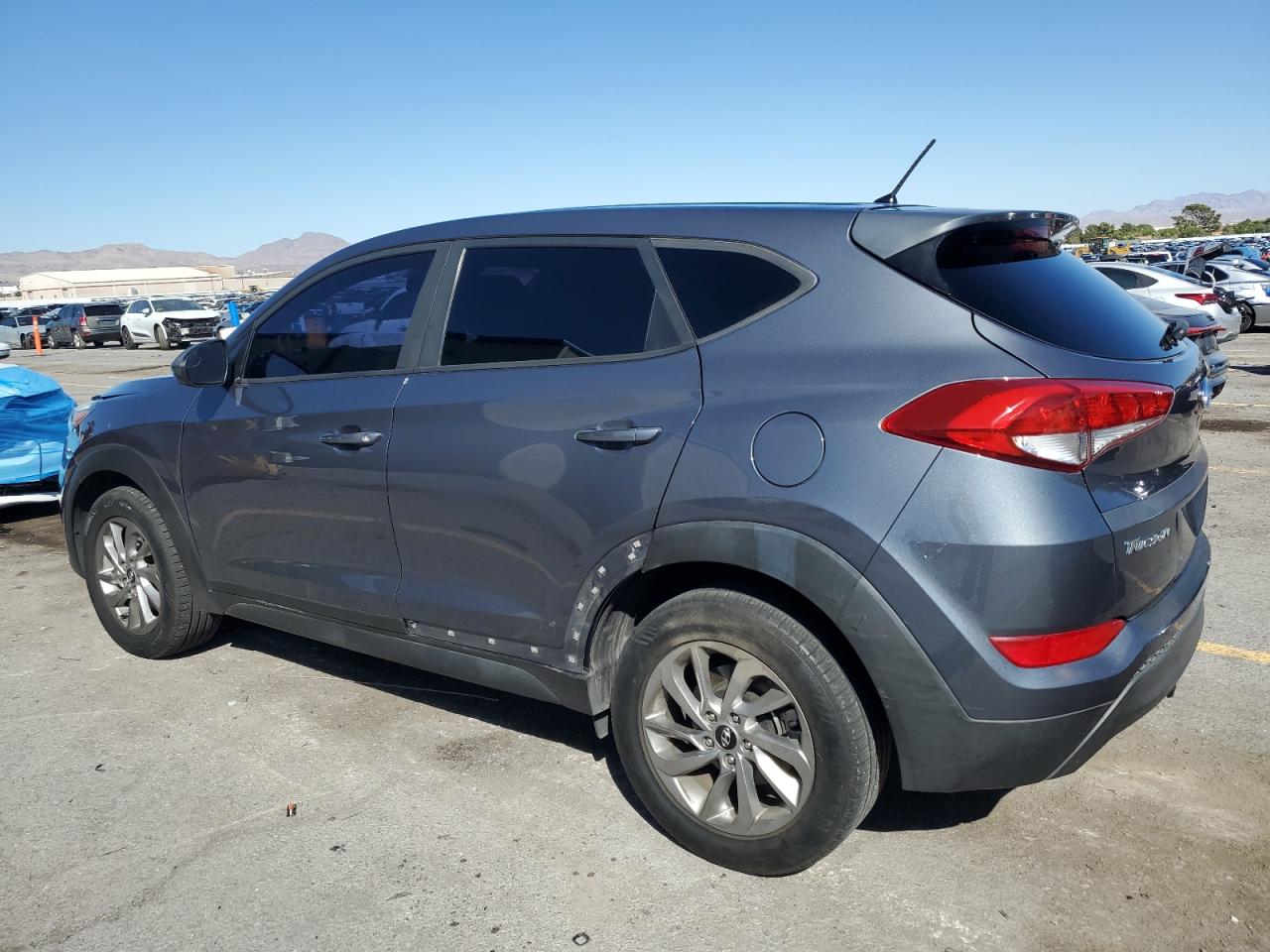 HYUNDAI TUCSON SE