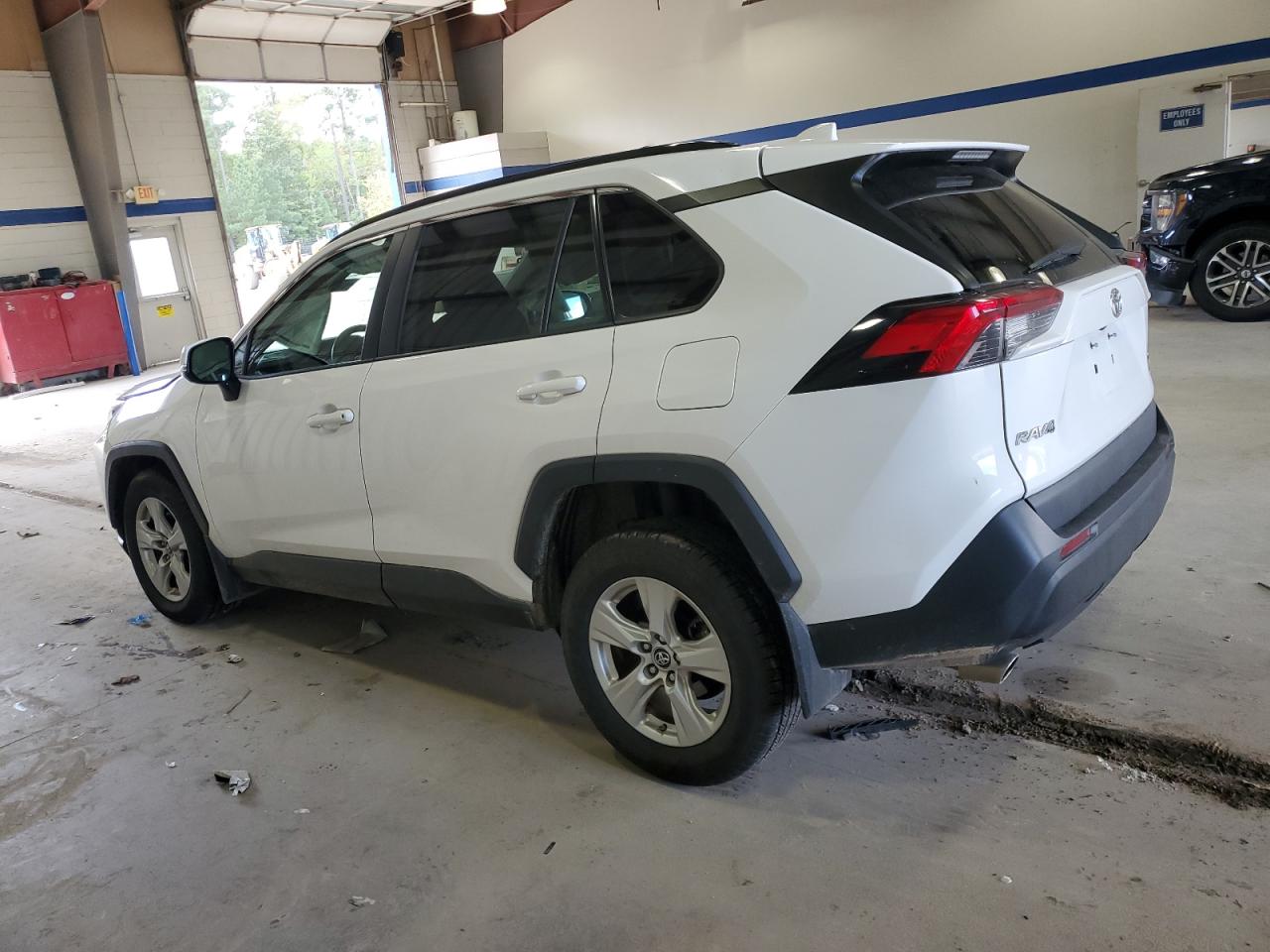 TOYOTA RAV4 XLE