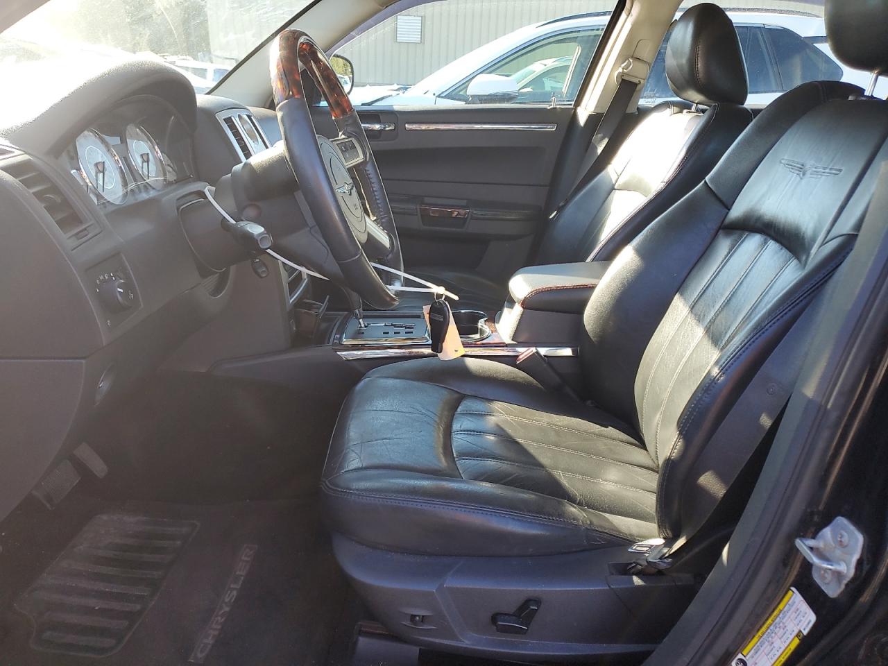 Lot #3270939414 2008 CHRYSLER 300C