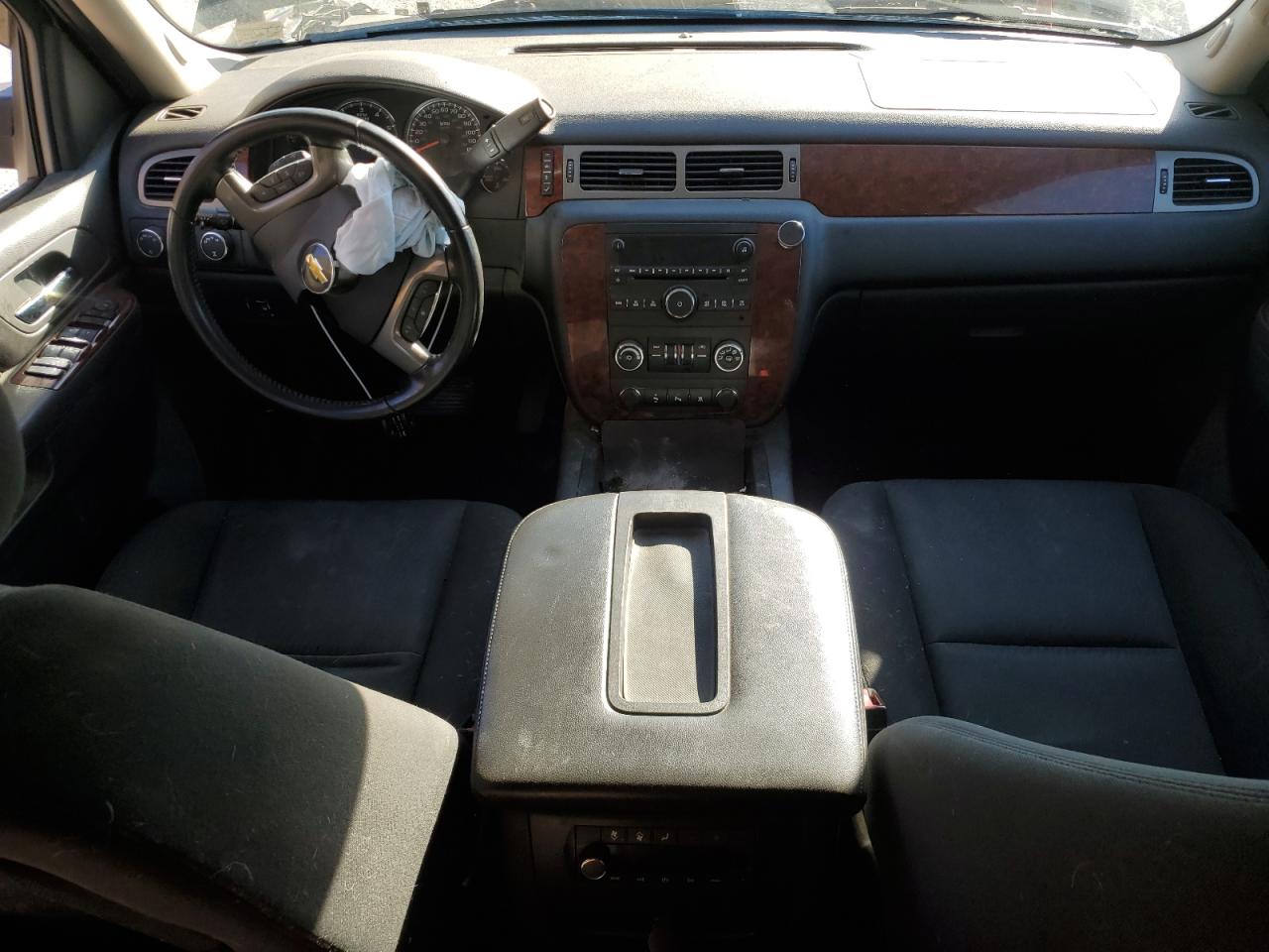 CHEVROLET TAHOE K1500 LS