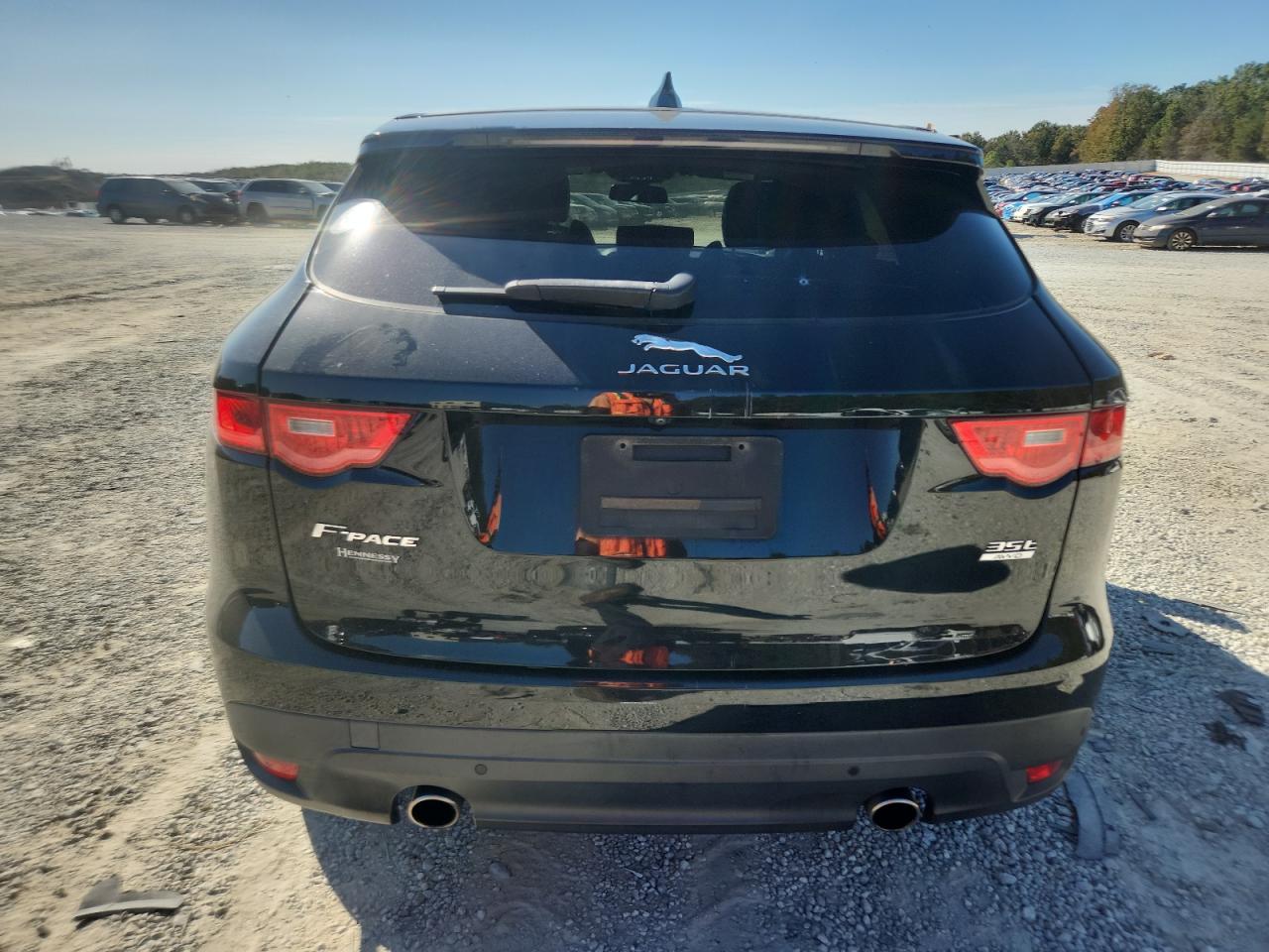 JAGUAR F-PACE R - SPORT