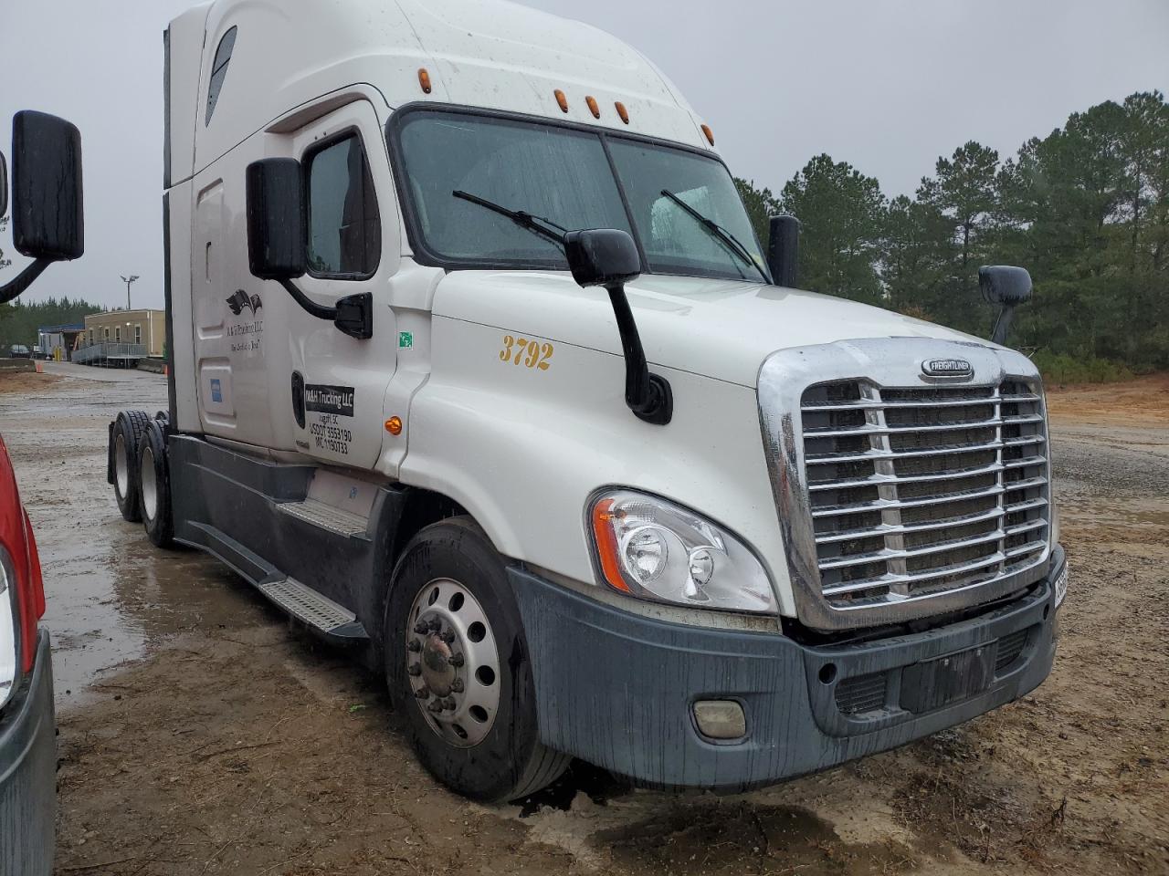 Lot #3273907779 2016 FREIGHTLINER CASCADIA 1