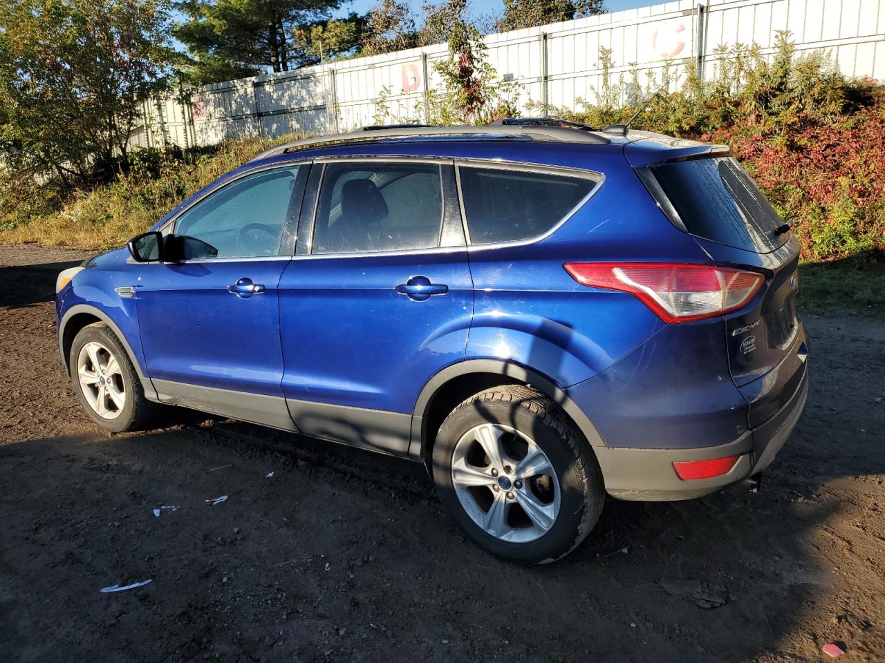 FORD ESCAPE SE