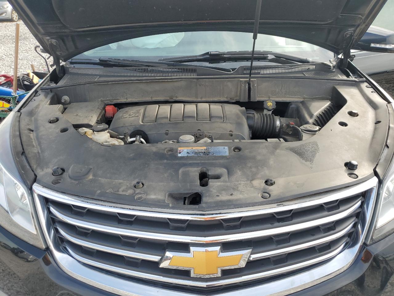 CHEVROLET TRAVERSE LT