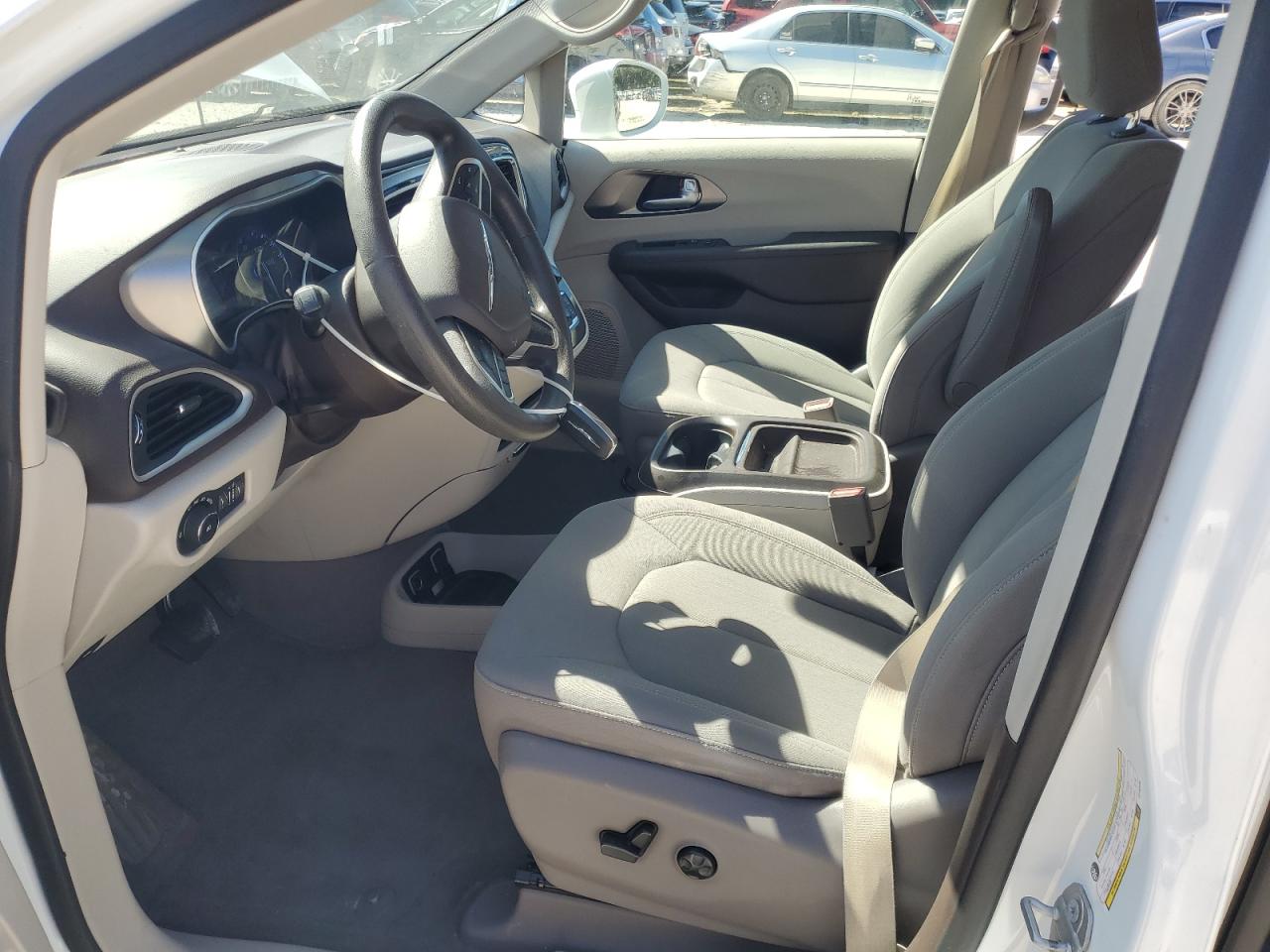 CHRYSLER PACIFICA TOURING PLUS