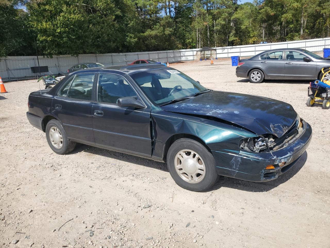Lot #3279473399 1995 TOYOTA CAMRY LE
