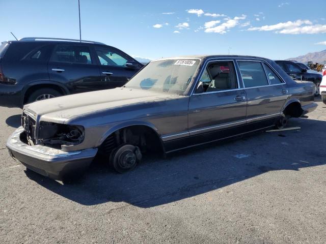 MERCEDES-BENZ 560 SEL