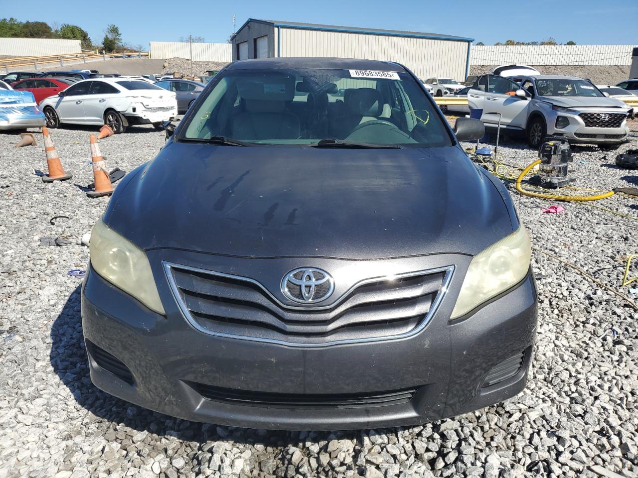 TOYOTA CAMRY BASE