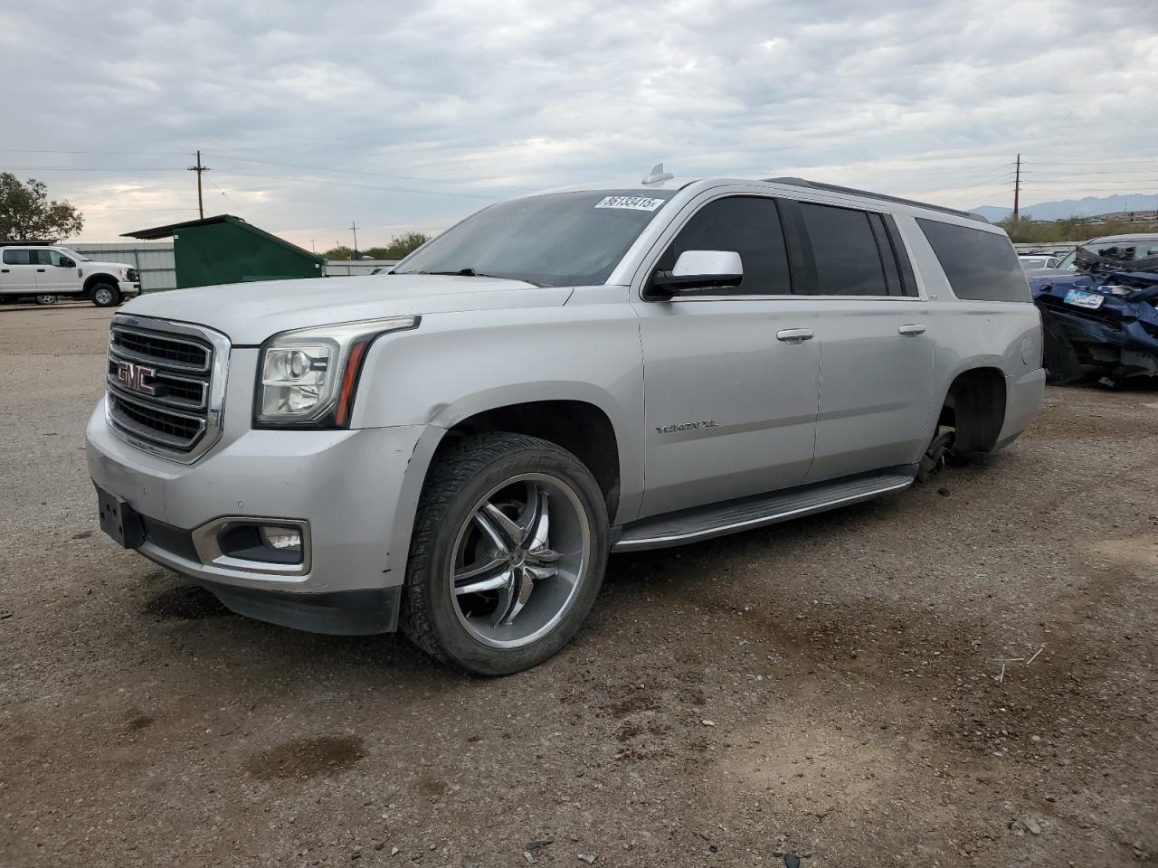 GMC YUKON C1500 SLT