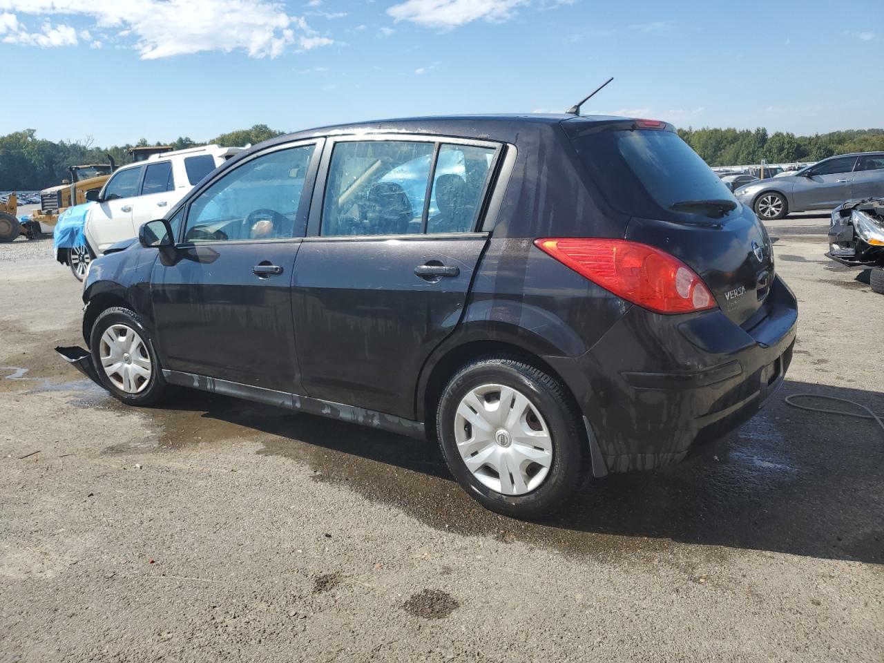 NISSAN VERSA S