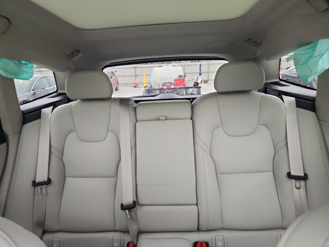 VOLVO XC60 B6 INSCRIPTION