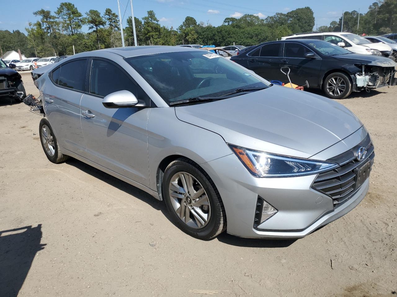 HYUNDAI ELANTRA SEL