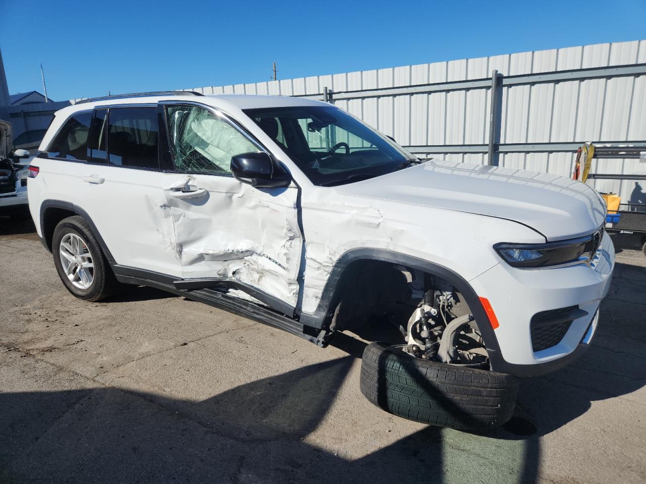 JEEP GRAND CHEROKEE LAREDO