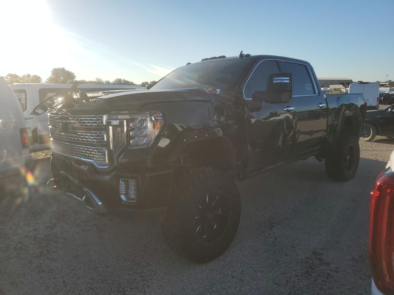 GMC SIERRA K2500 DENALI