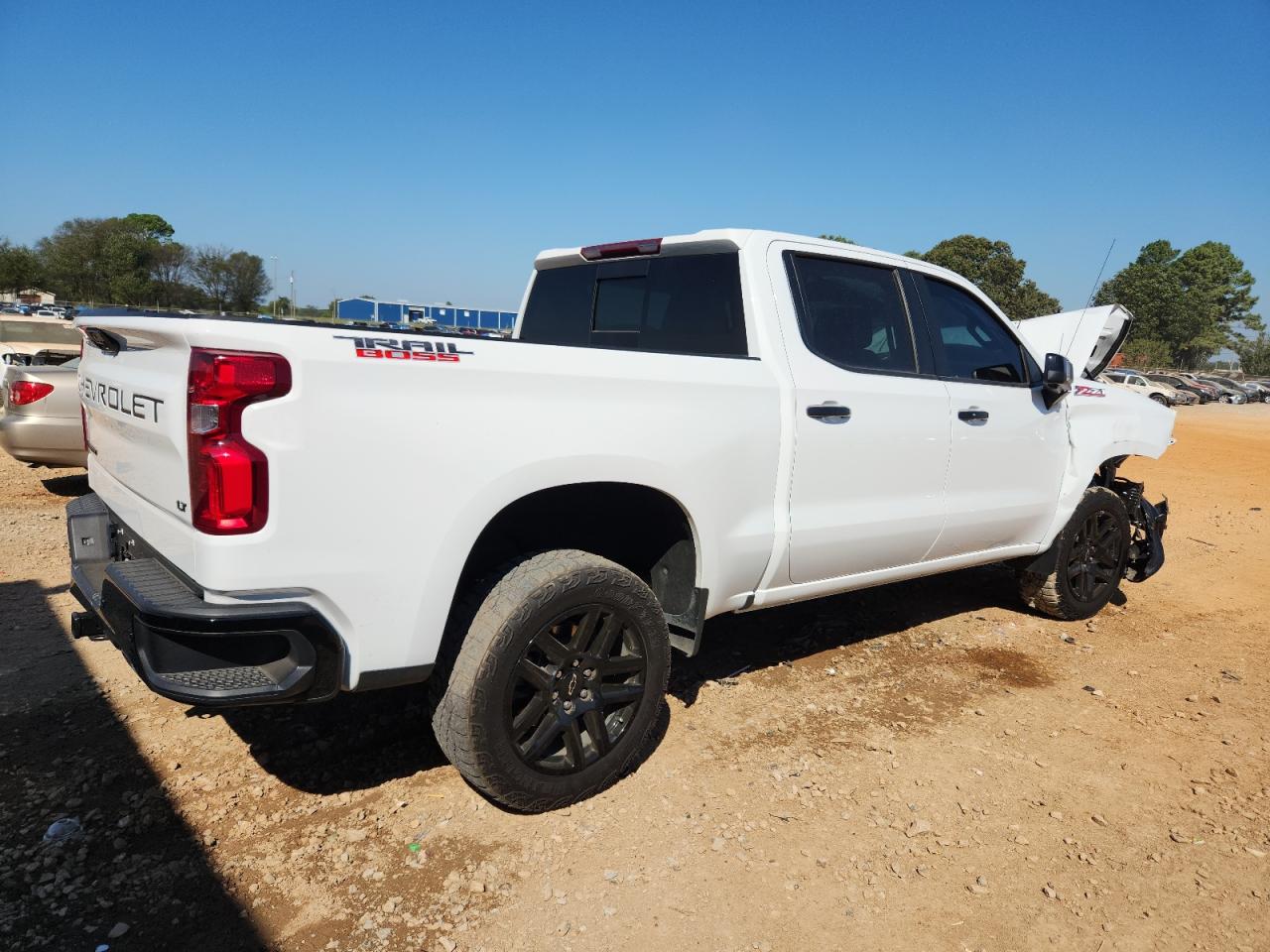CHEVROLET SILVERADO K1500 LT TRAIL BOSS