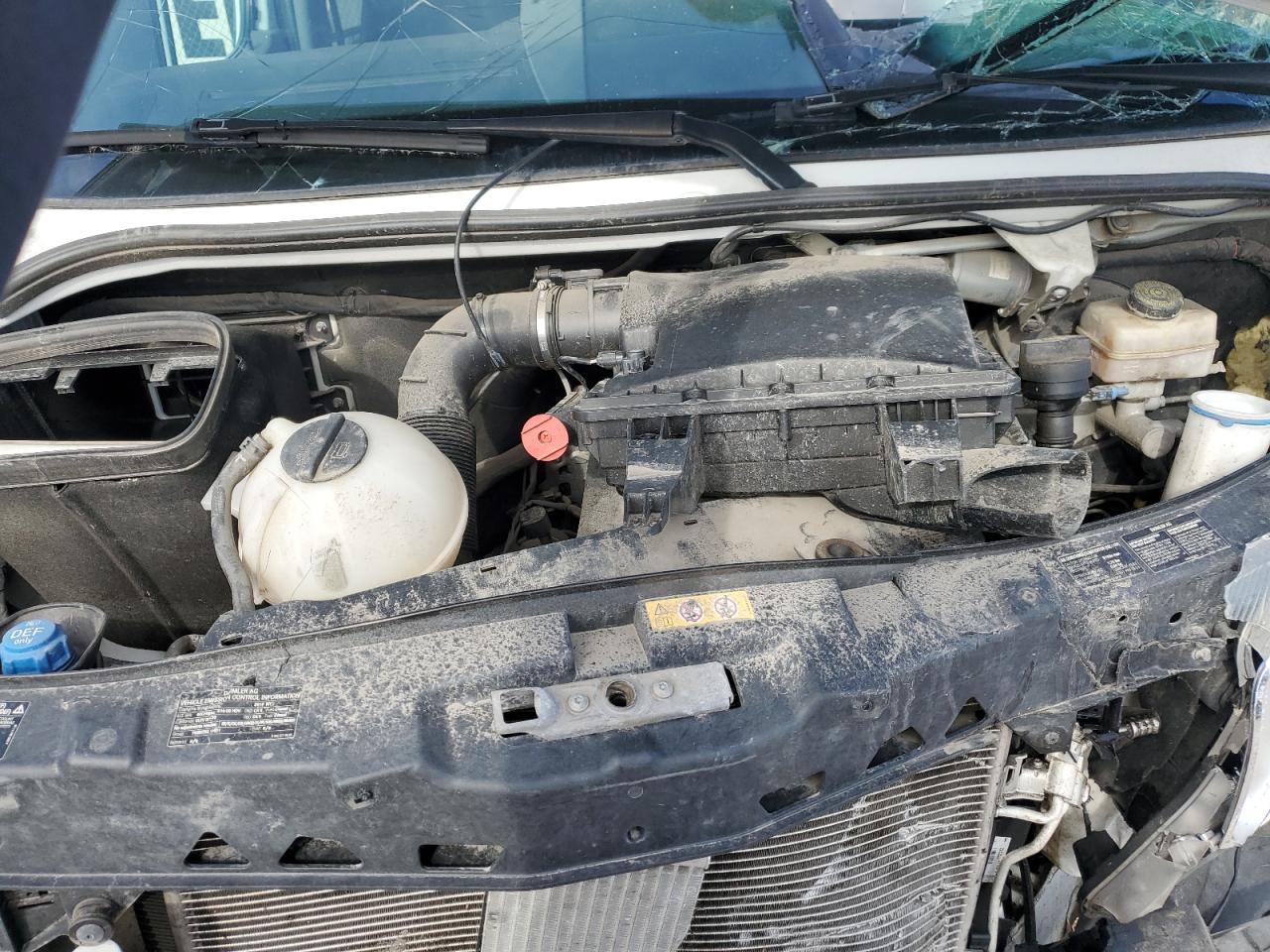 Lot #3311887193 2015 MERCEDES-BENZ SPRINTER 2