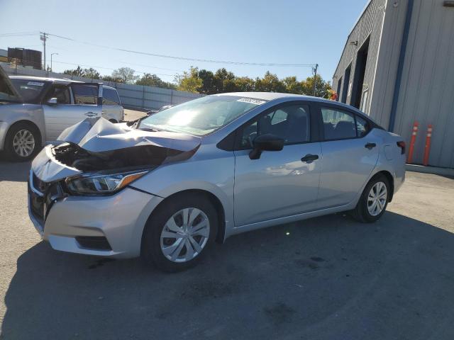 NISSAN VERSA S