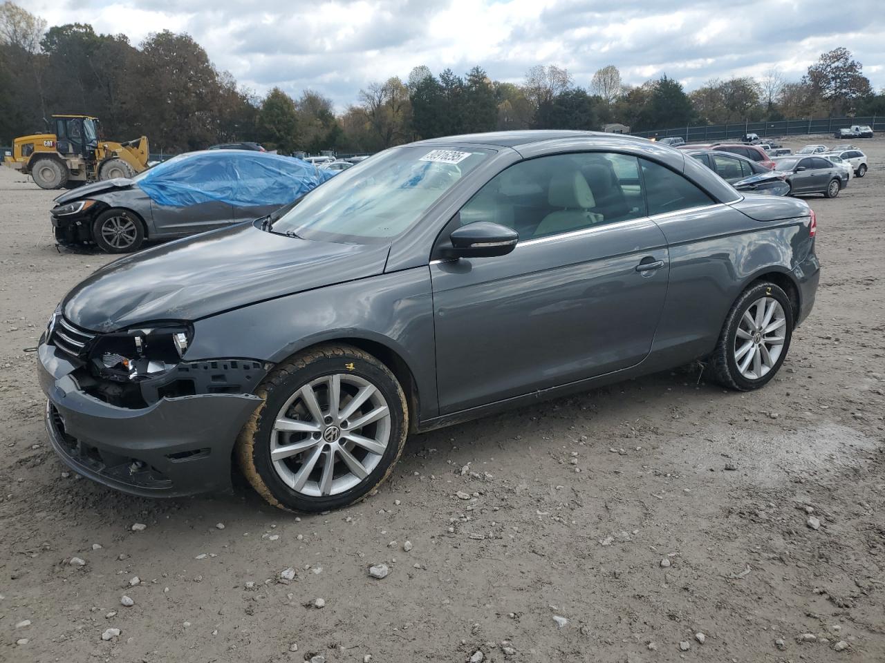 Lot #3308443299 2012 VOLKSWAGEN EOS KOMFOR