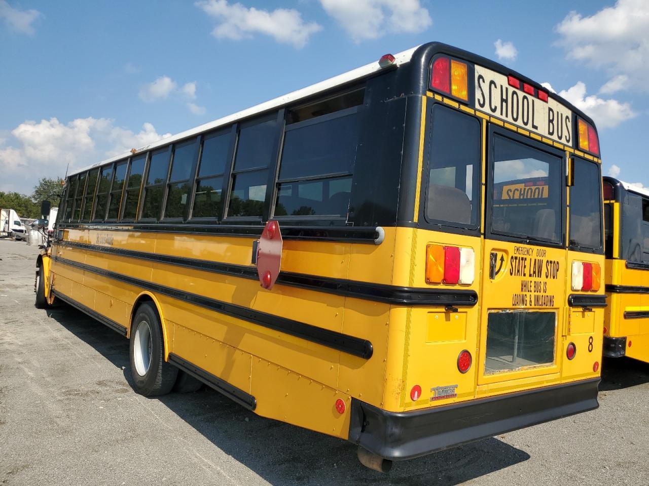 Lot #3271688337 2009 FREIGHTLINER CHASSIS B2