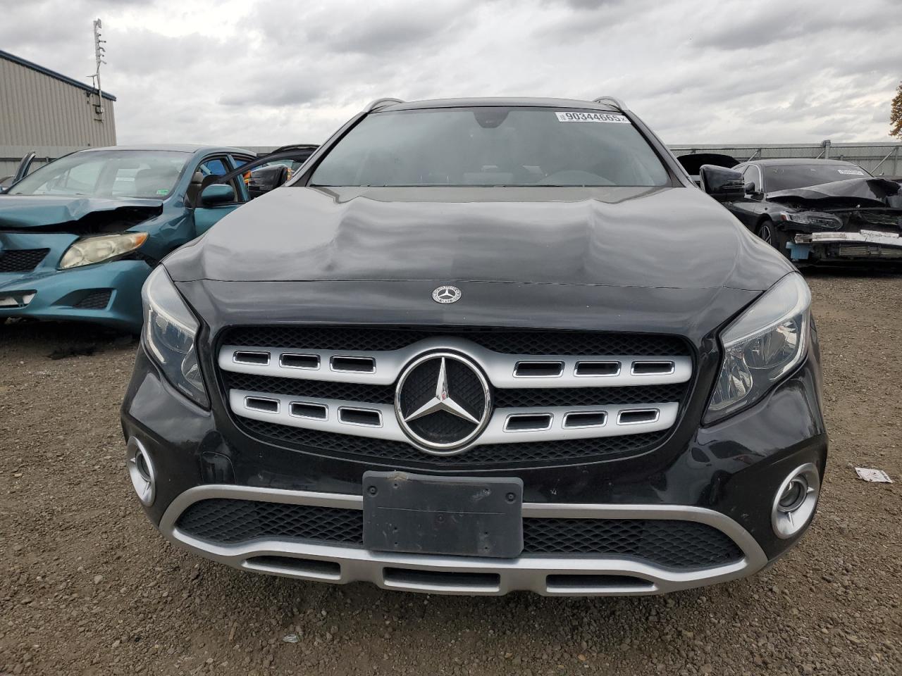 MERCEDES-BENZ GLA-CLASS 250 4MATIC