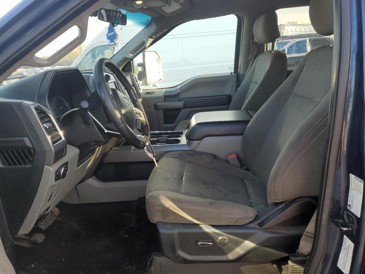 FORD F-350 SUPER DUTY