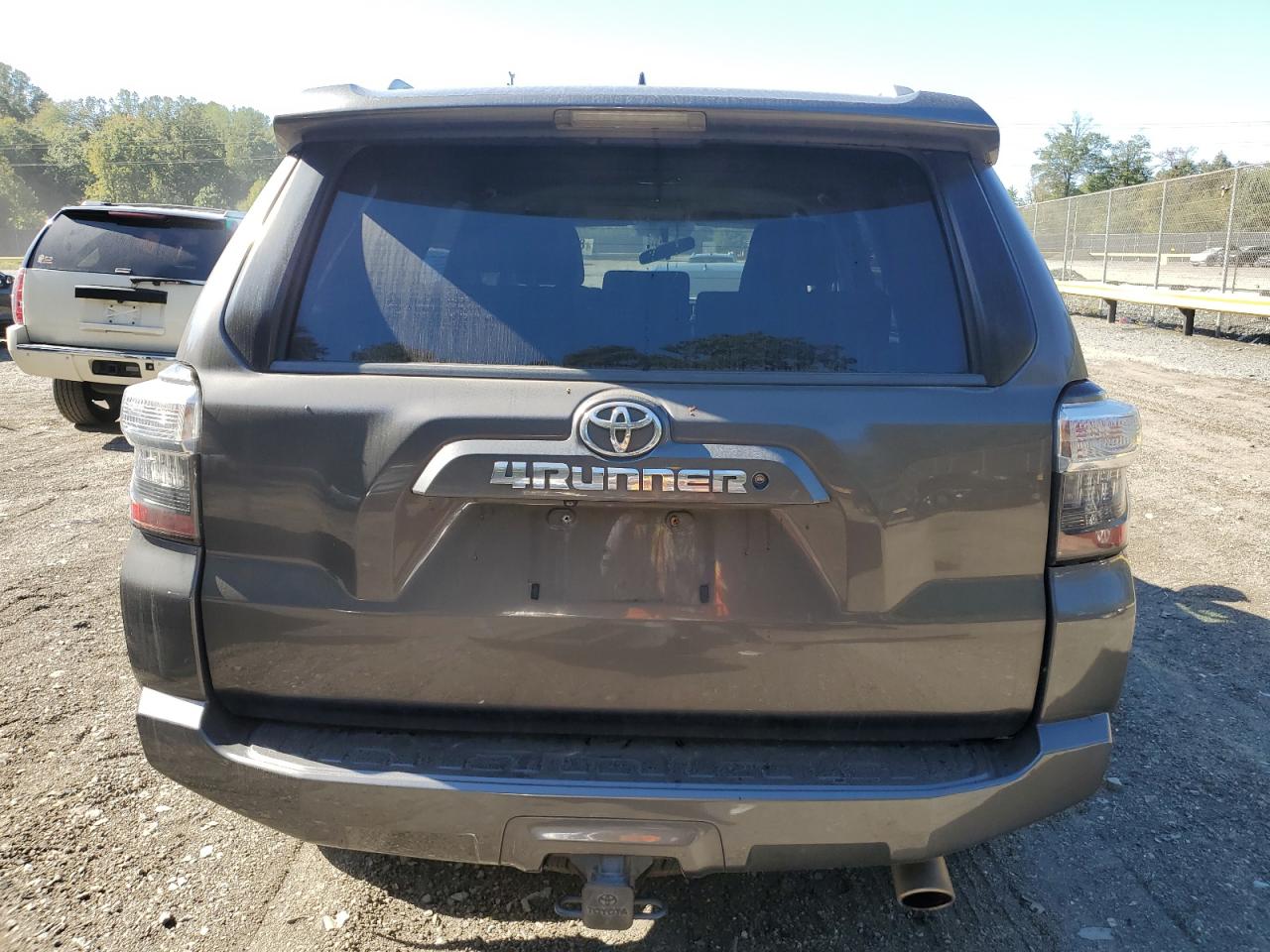 TOYOTA 4RUNNER SR5/SR5 PREMIUM