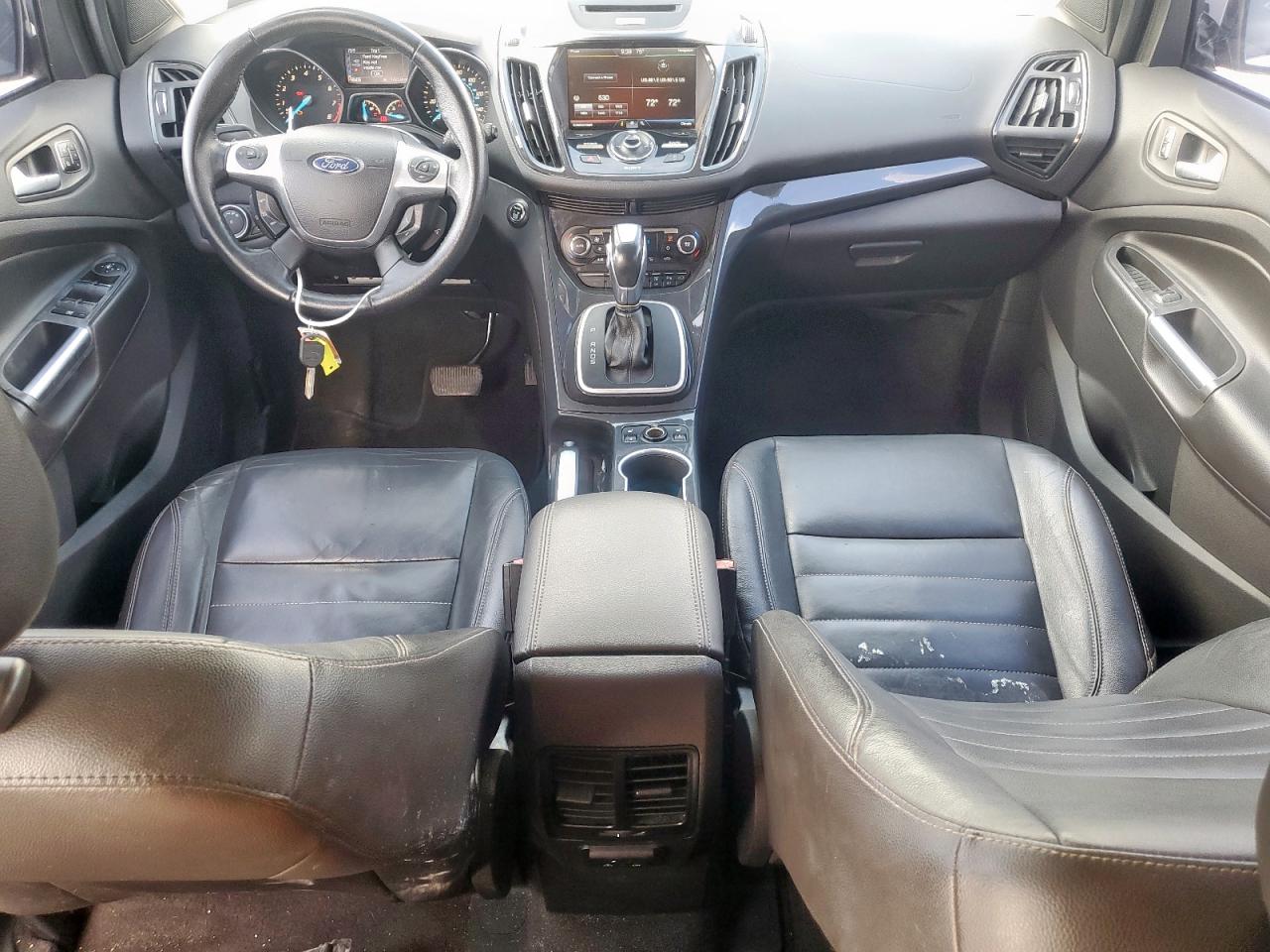 FORD ESCAPE TITANIUM