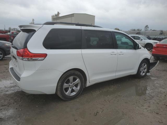 2014 TOYOTA SIENNA LE #3291626240