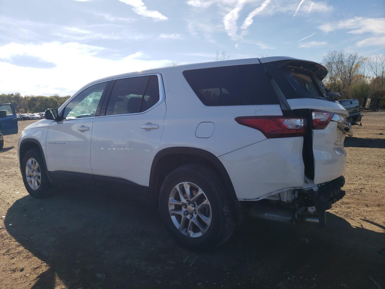 CHEVROLET TRAVERSE LS