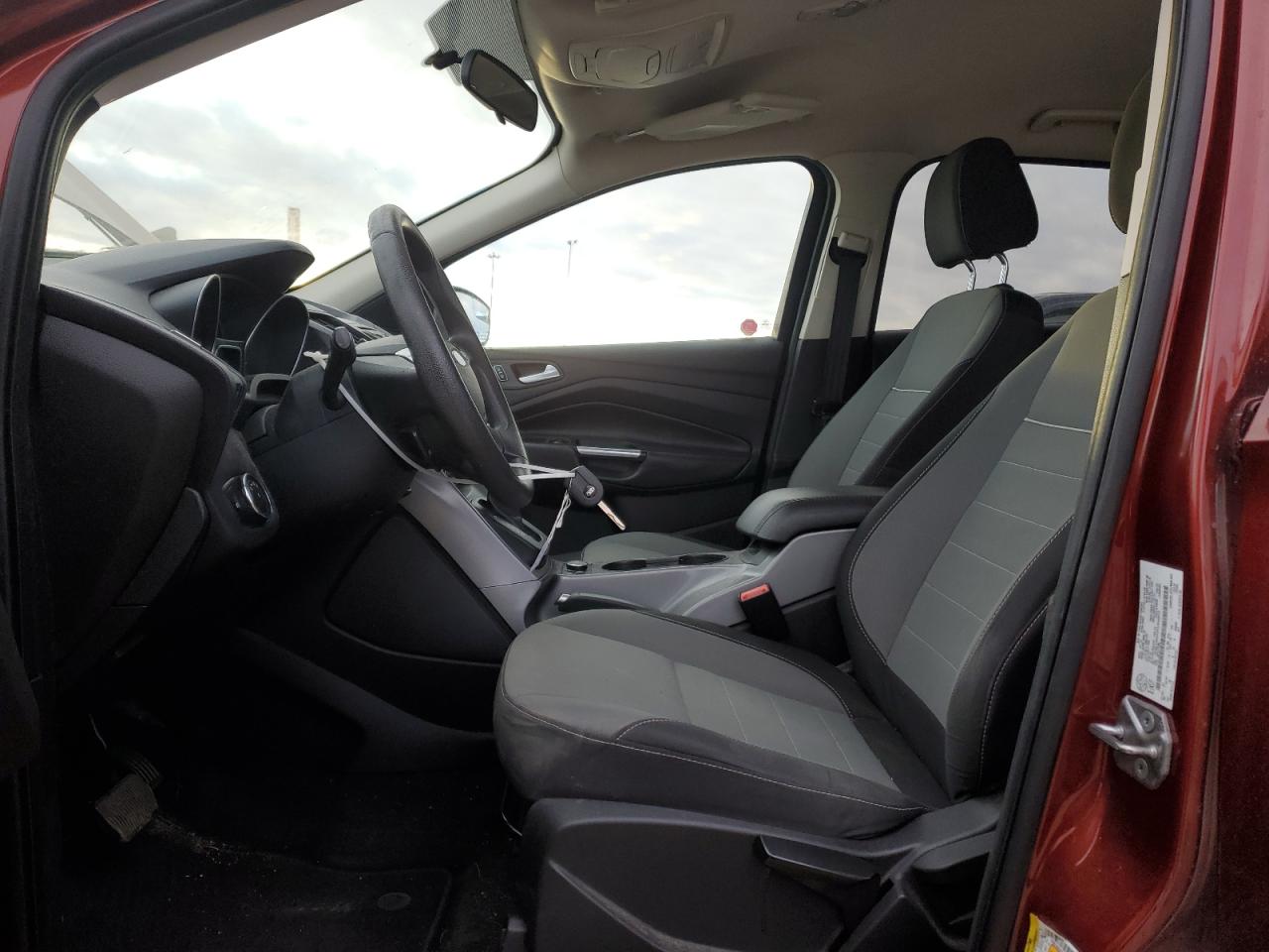 FORD ESCAPE SE