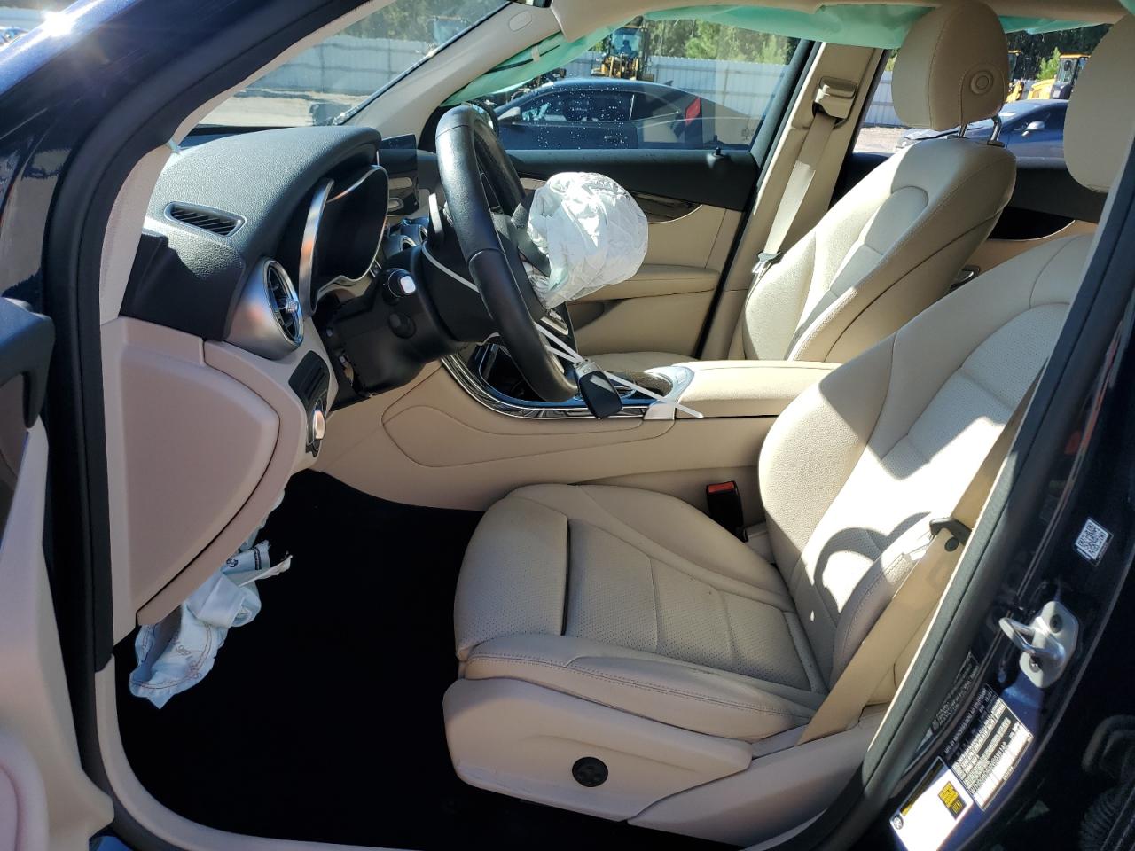 MERCEDES-BENZ GLC-CLASS 300